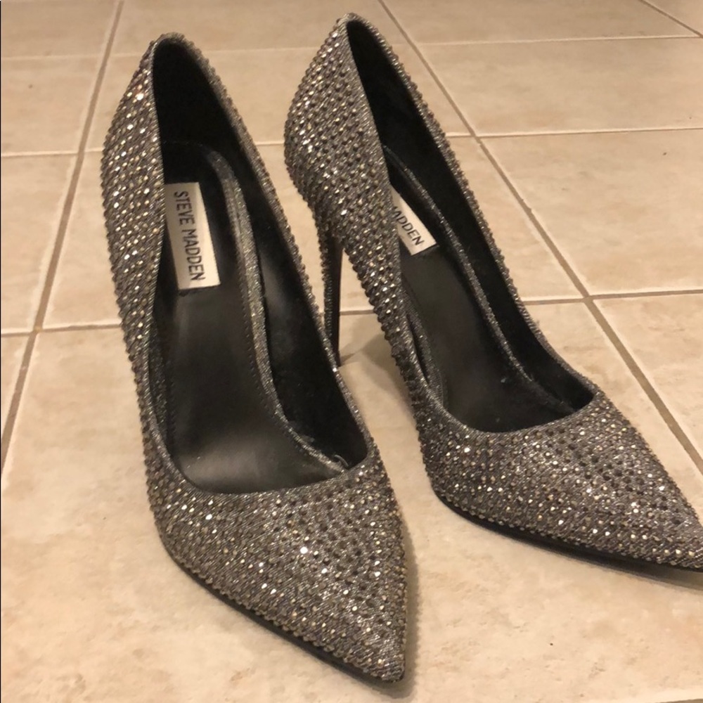 Steve Madden Silver/Grey Rhinestone Heels